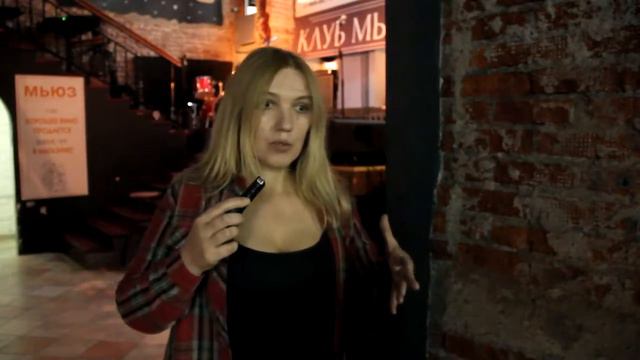 Почему НА КОНЦЕРТАХ молодых групп МАЛО ЛЮДЕЙ! смотреть онлайн