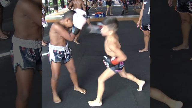 Ramadan Ondash & Yodmanut Boxing Sparring