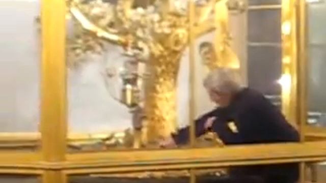 Одно из чудес Эрмитажа ЧАСЫ ПАВЛИН смотреть онлайн