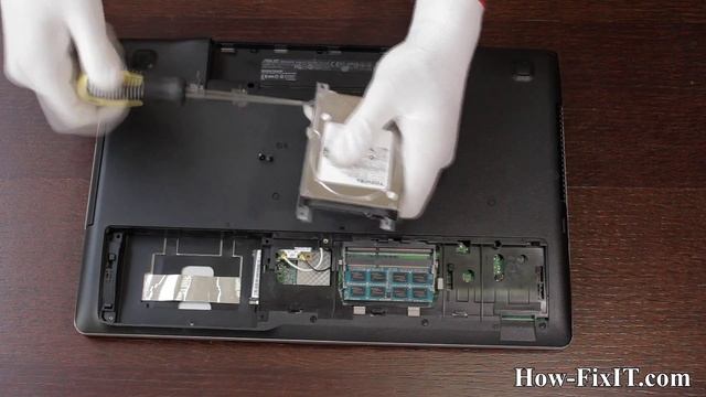 How to upgrade RAM and SSD / Hard Drive in Asus N56 смотреть онлайн