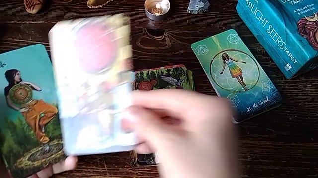 Таро Светлого провидца обзор колоды / The Light Seer's Tarot смотреть онлайн