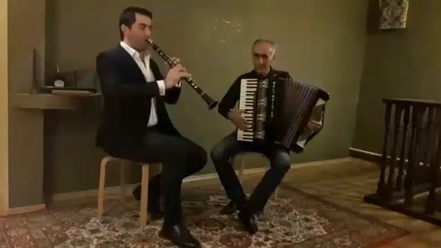 Araik Avanesyan (clarnet) Movses Avanesyan ( akkordeon) Mugam (Zabul Segyah) new 2018 смотреть онлайн