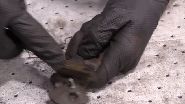 How to Replace Rear Drum Brakes 00-08 Ford Focus смотреть онлайн