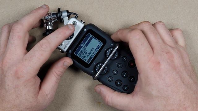 Zoom H5 Tutorial - Recording With Onboard Mics