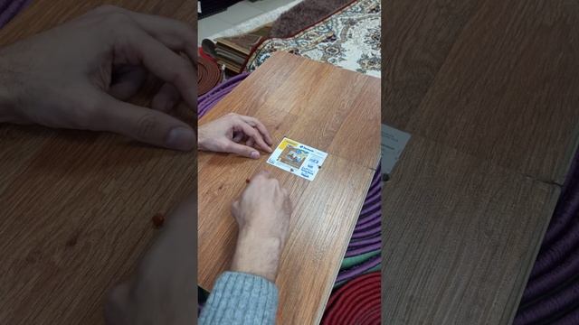 Ремонт царапины на ламинате, восковым мелком смотреть онлайн