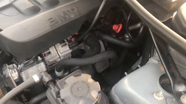 Bmw E90LCi 320d N47 цокот ТНВД смотреть онлайн