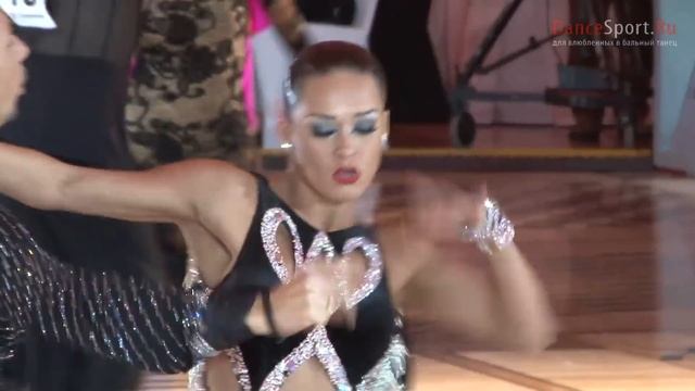 Maurizio Vescovo - Andra Vaidilaite, 1/4 Cha-Cha-Cha смотреть онлайн