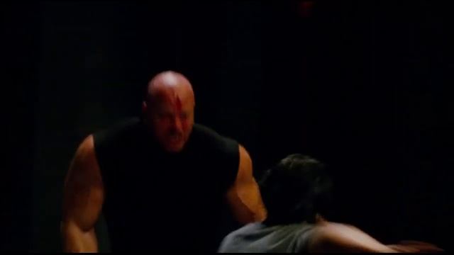 Тони Джаа фильм Честь дракона(2005 год) бой из фильма смотреть онлайн