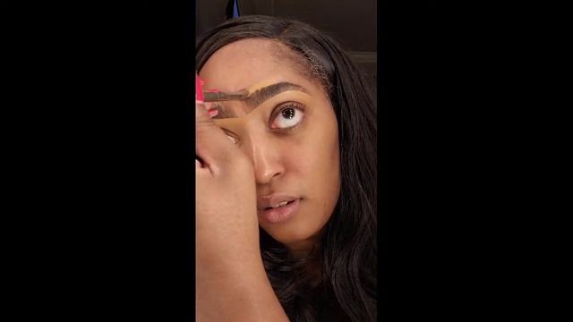 Benefit Brow pencil micro blade look смотреть онлайн
