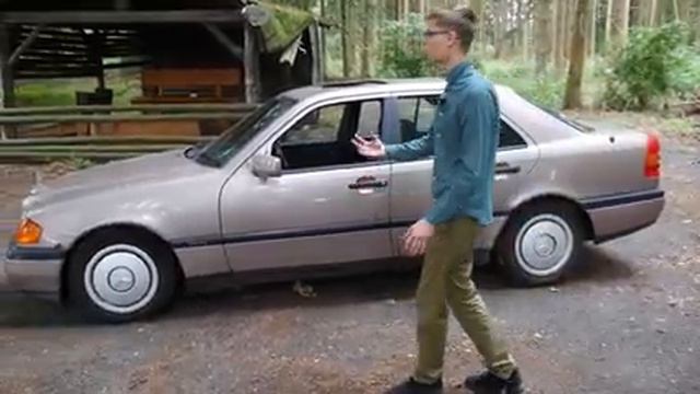Немецкое НЕДОЛАКШЕРИ?! Обзор Mercedes W202 смотреть онлайн