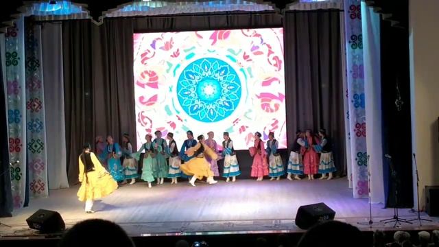 Татар ҡыҙҙары бейеүе. ОАТ "Еҙ үксә" Баймакский район. VID 20221027 013051 754 смотреть онлайн