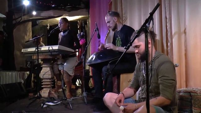 Динара Юлдашева Ваджрасаттва ханг, поющая чаша, клавиши смотреть онлайн