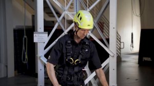 Использование устройств Petzl ASAP и ASAP LOCK на страховочном канате