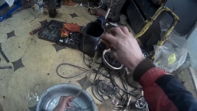 Чистка карбюратора Мотороллера Муравей смотреть онлайн