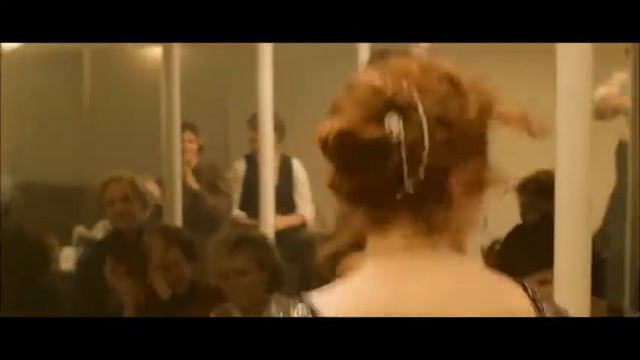 Titanic Baila Al Ritmo De Movimiento Naranja