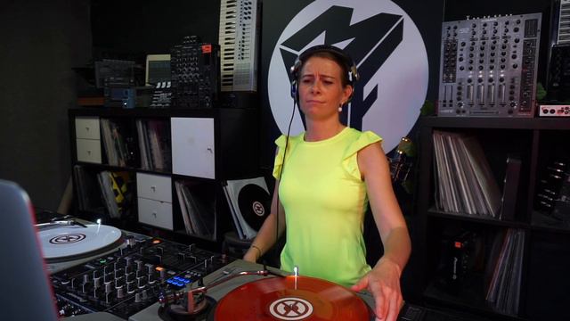 LADY NEON@Studio Techno 002 -TECHNOISE LIVE STREAM (MAF Studio) смотреть онлайн