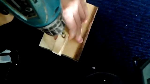 Подставка для клеевого пистолета смотреть онлайн