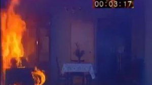 Поучительное видео. Пожар. Эксперимент. За сколько разгорается квартира.