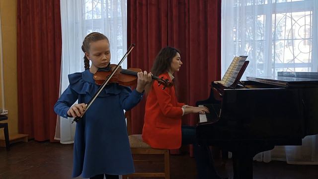 Шевелева Елизавета 2 класс Л. Бетховен Сонатина c moll смотреть онлайн