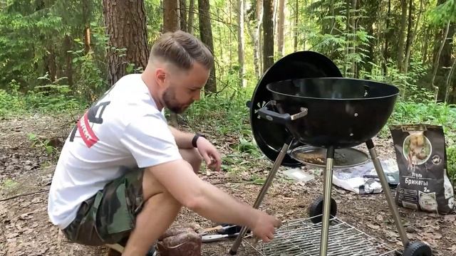 Пробуем угольный ГРИЛЬ в деле! Готовим сочное мясо и купаты на Start Grill YUMMY | Вкус Огня