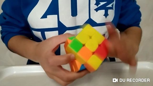 Кубик Рубик 3×3 собираю смотреть онлайн