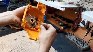 Как натянуть шнур стартера своими руками на бензопиле? Бензокосе?