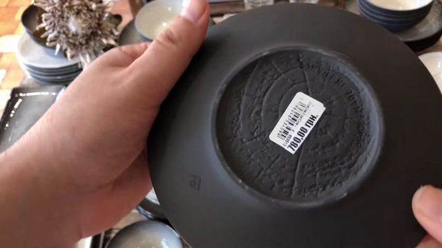 Тарелка Revol SWELL BREAD PLATE. White Sand смотреть онлайн