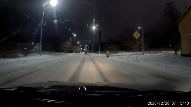 Дорога от садика на Перевощикова 28.12.2020 город Кирово-Чепецк смотреть онлайн
