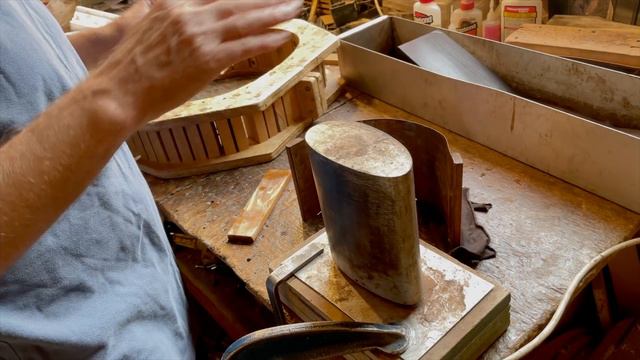 Dan's Acoustic Guitar Build Part 1/5 With Master Luthier Jonny Kinkead