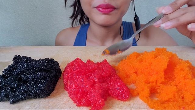 Asmr/mukbang /different color of tobiko black,red,orange(eating sound) смотреть онлайн