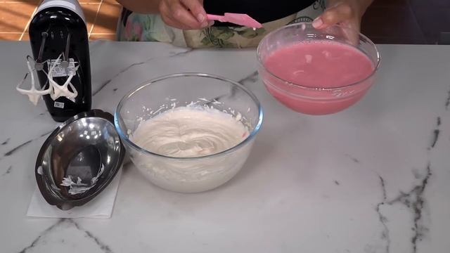 TARTA SIN HORNO DE FRESA Y CHOCOLATE EN SOLO 15 MINUTOS - FÁCIL Y ECONOMICA - Loli Domínguez смотреть онлайн