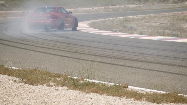 BMW M2 G87 | Dynamic Driving смотреть онлайн