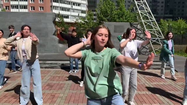 «Танцуй со мной» МБОУ СОШ 18 (Красногорск) смотреть онлайн