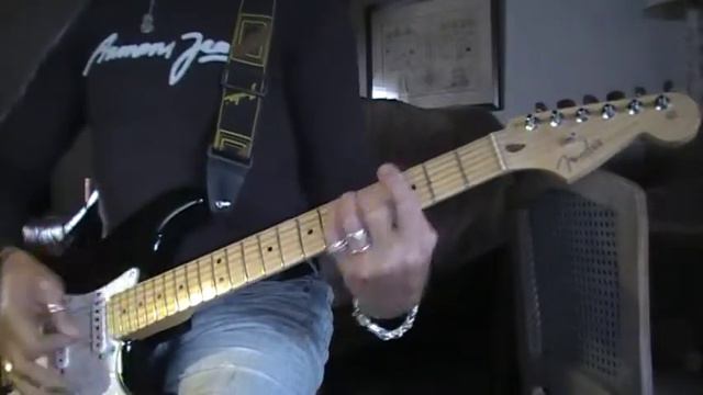 Burning Love--Elvis Presley on Fender guitar смотреть онлайн