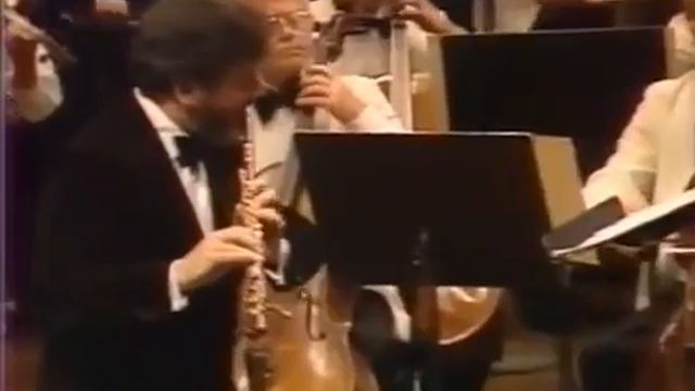 James Galway- J.S. Bach Orchestral Suite No. 2 - Badinerie