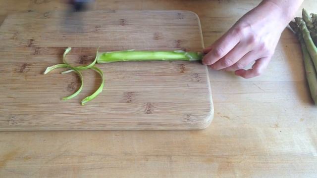 How to Peel Asparagus | Sunset смотреть онлайн