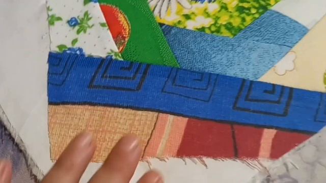 Лоскутное шитье/ Техника Крези квилт.Ланчмат в технике Крези/Всё мелкие лоскуты в дело. смотреть онлайн