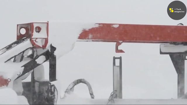 Spectacular Heavy SNOW Arrivals, Departures & DE-icing | Plane Spotting at Geneva airport смотреть онлайн