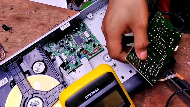 How to repair dvd player, no power, very easy смотреть онлайн
