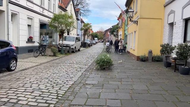 Германия. Крефельд. Окрестности замка Линн. Deutschland. Krefeld. Burg Linn. 2 часть. смотреть онлайн
