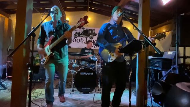 Dim by DaDa Cover by J and The Bootleggers смотреть онлайн