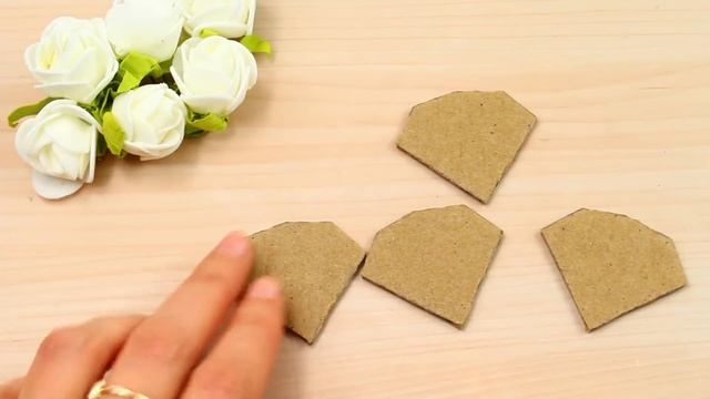 САМЫЙ ДОСТУПНЫЙ СПОСОБ СДЕЛАТЬ КРУТЫЕ БРЕЛКИ И ЗНАЧКИ СВОИМИ РУКАМИ НА РЮКЗАК И КЛЮЧИ ИЗ БУМАГИ DIY смотреть онлайн