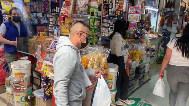 Walking around the city of Huaraz | Peru 🇵🇪 смотреть онлайн