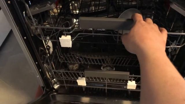 Whirlpool WIC3C26F Dishwasher смотреть онлайн