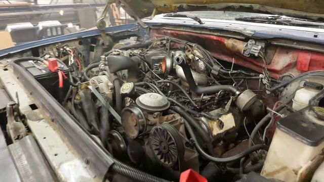 Clapped out Ford IDI Diesel Doesn't Start - Can We Save This Heap? смотреть онлайн