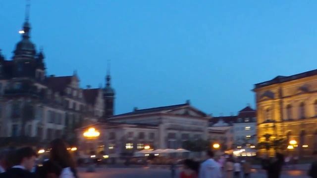 Dresden's Semper Opera House смотреть онлайн
