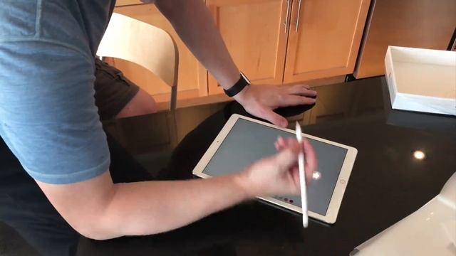 12 9 iPad Pro Unboxing смотреть онлайн