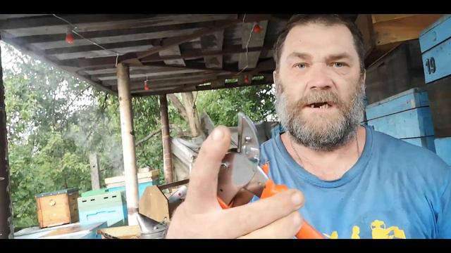 Как быстро перевести пчел из 145 рамки на 300. смотреть онлайн