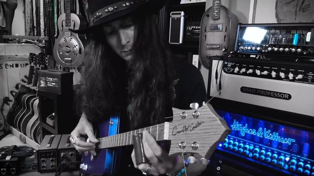 AMAZING GRACE | Gospel Blues on 4-String "Crumbley Caster" смотреть онлайн