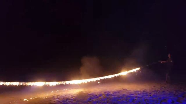 Fire rope jumping Thailand - Koh Tao смотреть онлайн